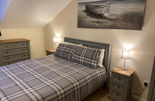 St Neots Apartment | River Penthouse Apt 2BR Parking View St Neots Town Centre