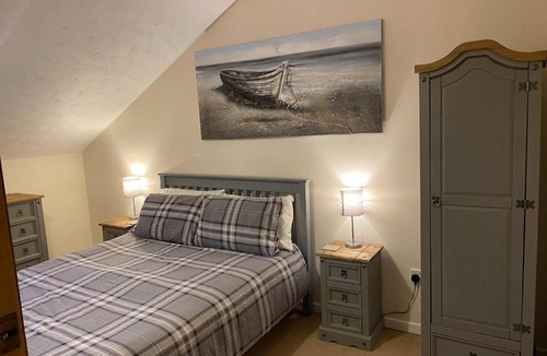 St Neots Apartment | River Penthouse Apt 2BR Parking View St Neots Town Centre