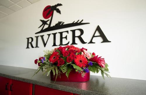 North Industrial Hotel | Riviera Motor Inn