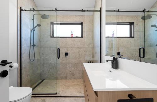 Taupo House | Roam Taupo Upper Terrace Unit 3 - Spa Pool