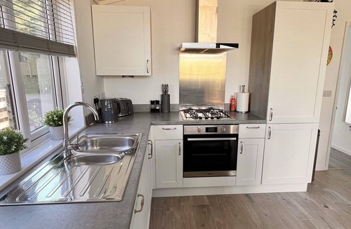 Greatford Cabin | Rolo's Dog Friendly Lakeside Lodge With Hot Tub