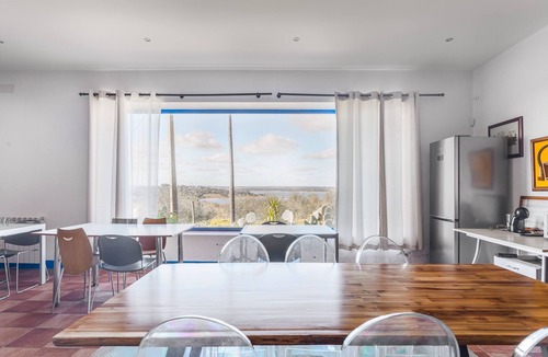 Elvas House | Room 'Águia' with Shared Pool, Wi-Fi and Air Conditioning