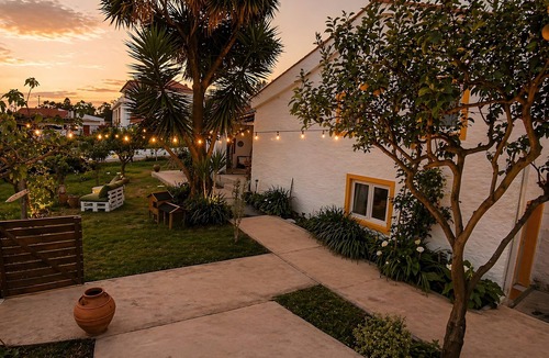 Vila Nova de Poiares Apartment | Room 'Quartinho Do Chafariz' with Mountain View, Wi-Fi and Air Conditioning