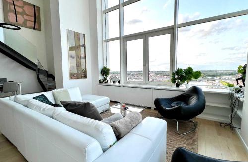 Northern Quarter Bed & Breakfast | Room Suite Penthouse Brussels Skyline Suite 220 m2 Suite Room of Refined Elegance Room
