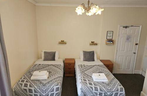 Peterborough House | Rose Marie Guest House