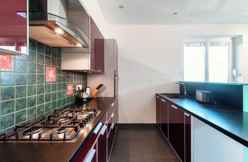 Colonno Apartment | Rosso Sunset