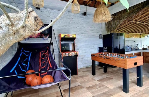 Mengwi Hotel | Rumah Kayu Sari