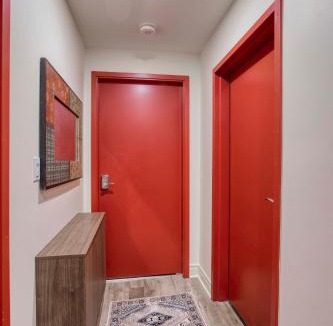 Lincoln Apartment | Rustic Elegant Stays in Niagara Benchlands
