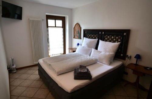 Vercana House | Rustico Casa Marie mit Seeblick-Dachterasse
