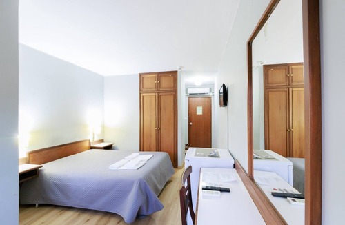 Braganca Apartment | São Roque Suites - Room 2