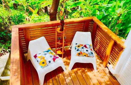 Antoneys Cay Apartment | #S4-West Bay 1 Bed Apt - 2 min walk to the beach!