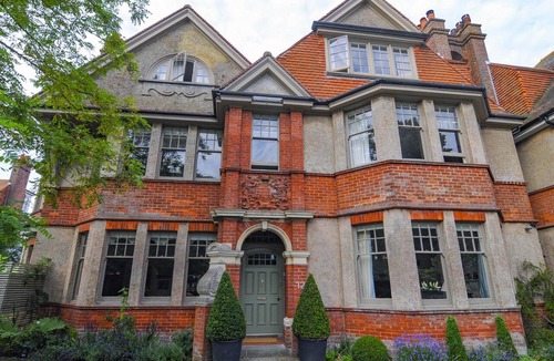 Eastbourne Apartment | Saffrons Apartment, Eastbourne