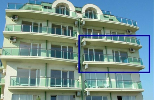 Lozenets Apartment | 'Samara' - Sea-front apartment Spectacular panoramic views of Lozenets Beach