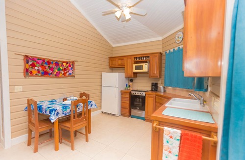 Sandy Bay Cottage | Sand Dollar
