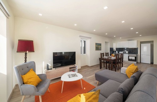 Santa Maria Maior House | Sea and mountain view - Madeira Friendly Guest House