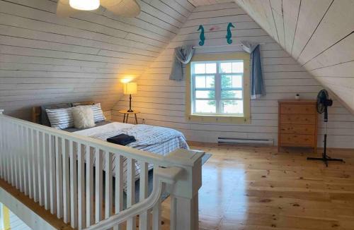 Edwardsville House | Sea Cliff Cottage