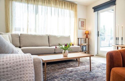 Revelstoke Apartment | Sea Eagles Landing by Revelstoke Vacations
