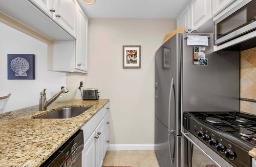 Mashpee House | Sea Spark - Cape Escape with Pool Access