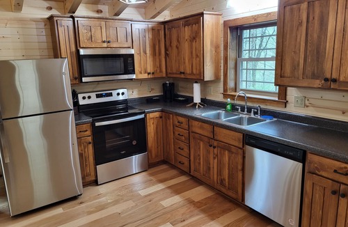 Rockbridge Cabin | Secluded, beautiful cabin with hot tub and fire pit in heart of Hocking Valley!