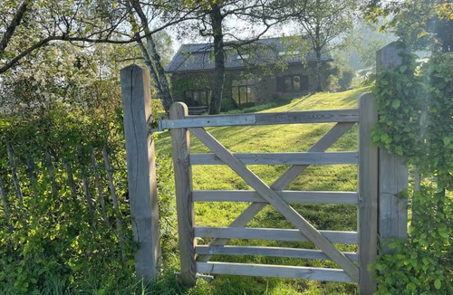 Stoumont Bed & Breakfast | Secret place B&B chez Séverine et Chris - Suite 2 bedrooms & 1 bathroom