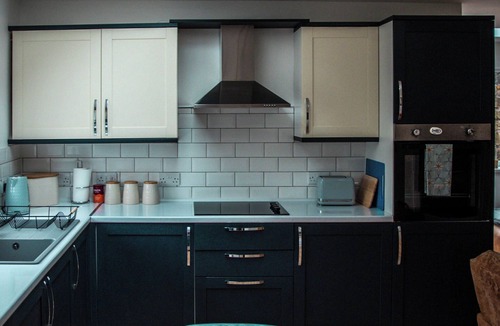 Mansfield House | Self contained Bungalow on the edge of Sherwood Forest .
