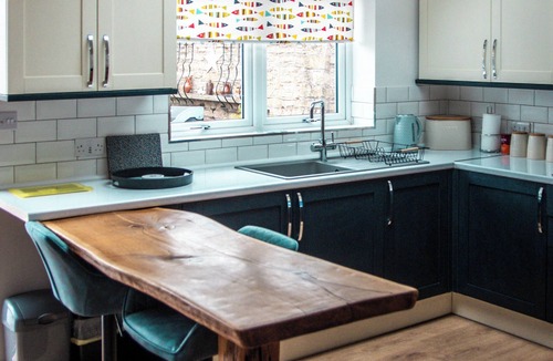 Mansfield House | Self contained Bungalow on the edge of Sherwood Forest .