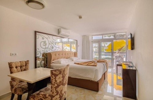 Santa Eulalia Hotel | Serene Coastal Terrace Room! Kitchenette, Pool & Free Parking | 4 Units