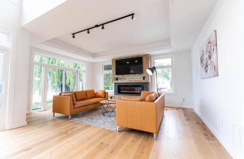 Port Weller House | Serene Lakeview retreat Sunset Villa