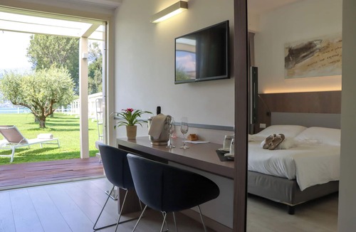 Colico Piano Hotel | Seven Park Hotel Lake Como - Adults Only