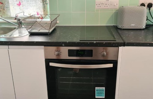 Barrow-on-Trent Apartment | Sheridan House - Self contain flats Long or Short Stay Special Rate Available