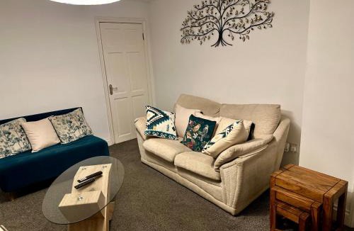 Derby Villa | SIRIUS A INN - Cowsley Rd - 3 Bed House