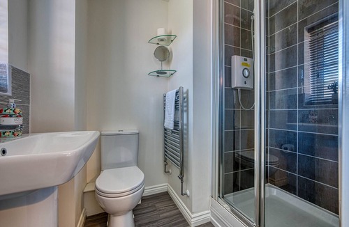 Rugby House | Skelhorn House close to Rugby, 3 bedrooms
