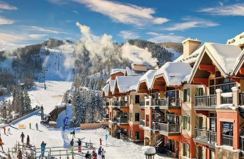Vail Apartment | Ski-in/out, mountain view studio w/high-speed WiFi & shared pool, hot tubs, W/D