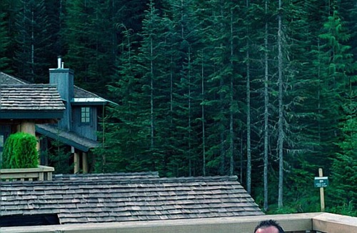 Nordic Estates House | Ski in & out with Private Hot Tub, Wood Fireplace, Garage