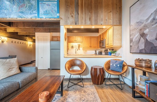 Copper Mountain Village Condo | Ski in/Walk out Center Village condo, Excellent location, Mountain View