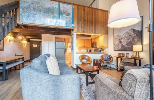Copper Mountain Village Condo | Ski in/Walk out Center Village condo, Excellent location, Mountain View