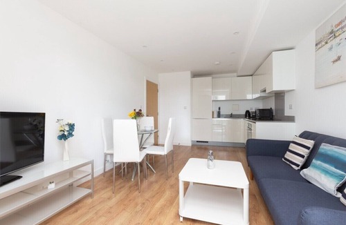 Grange Apartment | Skyvillion One bedroom Flat Enfield, London