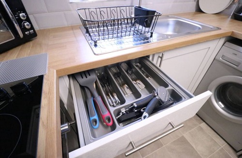 Grantham House | Sleeps6 Spacious 1bed flat central Free Gym Access