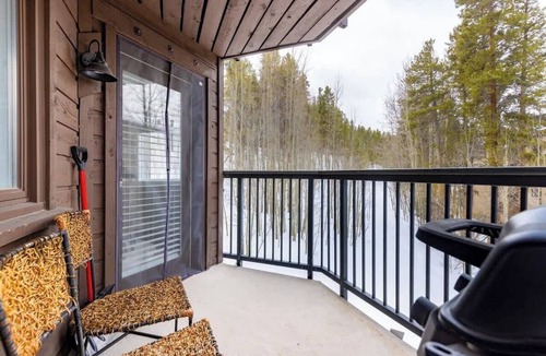 Warrior's Mark Condo | Slope-Side Breck Condo w/Hot Tub & Mountain Views