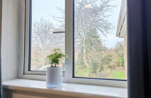 Oxford Apartment | Small Compact Self Contained Studio Flat