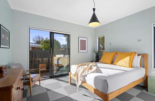 Edgeware House | Small Sustainable House