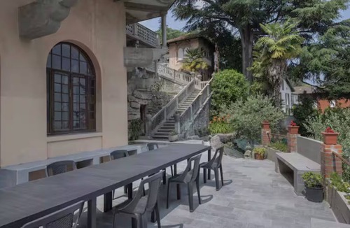 Albavilla Apartment | Sole Apartment - Historic Villa, Lake Como