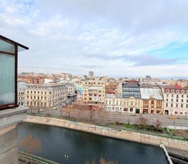 Bucharest City-Centre Apartment | Spa Apartment With Sauna 3 Bedrooms Center Bucharest