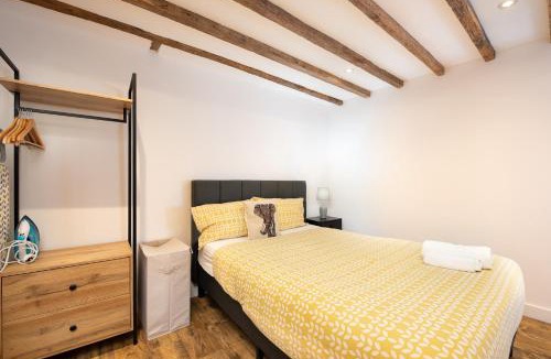 Banbury Apartment | Spacious 1 Bedroom Flats by Banbury High Street