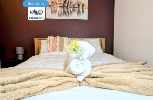 Derby House | Spacious 5BR Family Home By WillCo Property Short Lets & Serviced Accommodation Derby With Games & Perfect For Contractors