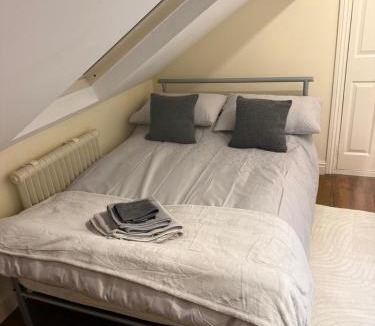Beeston Apartment | Spacious and cosy 4 Bed House in Beeston