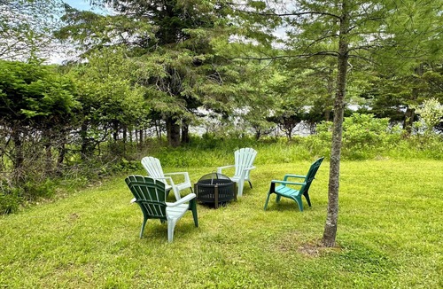 La Conception House | Spacious Chalet with vast, lakefront property w firepit, minutes from Tremblant