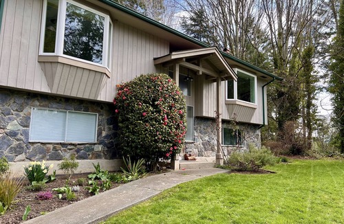 Mill Bay House | Spacious Countryside Vacation Home