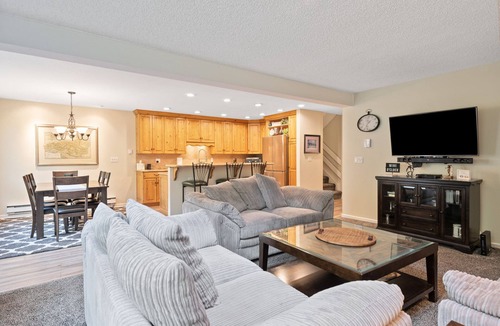Eagle-Vail Condo | Spacious Eagle-Vail golf condo, near ski resorts
