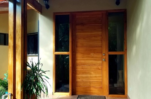 Manuel Antonio House | Spacious family friendly home centrally located in the heart of Manuel Antonio